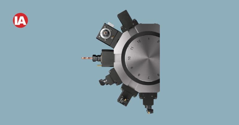Automatic tool change for turning centres